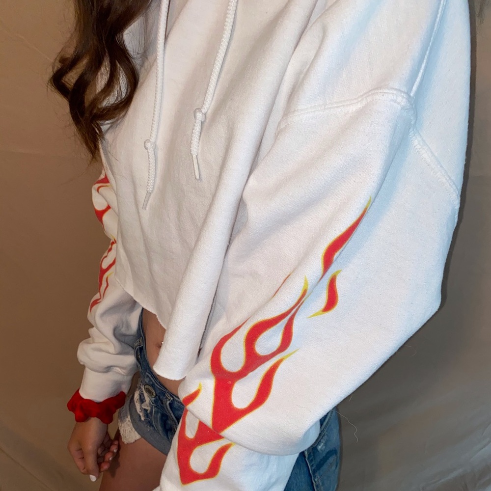 White flame crop top